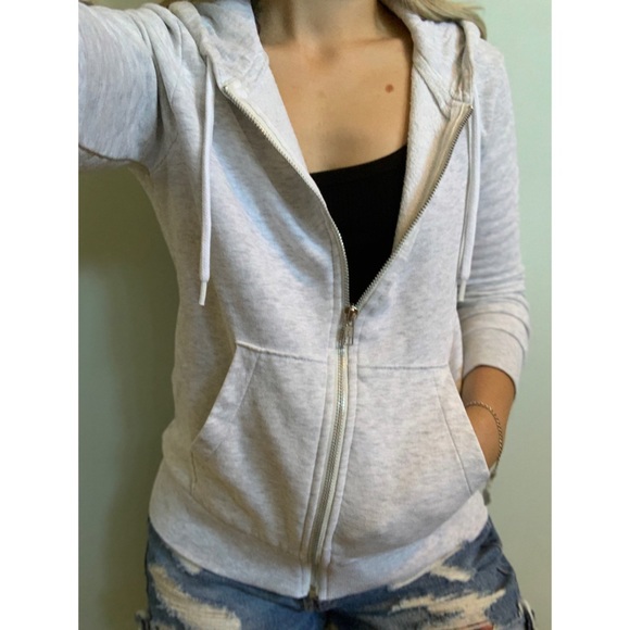 COPY - Small, H & M, light grey zip up hooded sweater - Picture 12 of 13